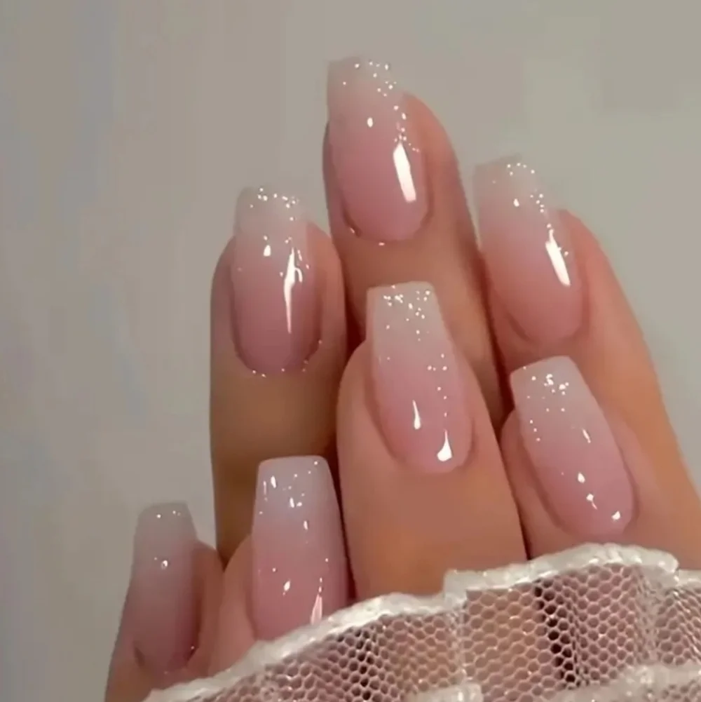 24 Pieces Fake Press On Nails